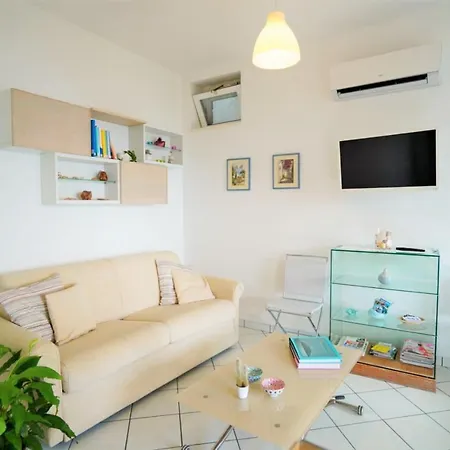 Nyaraló La Casetta Delle Api Capri