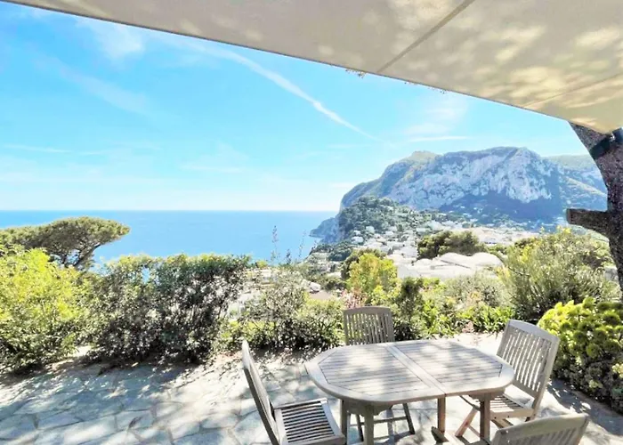 La Casetta Delle Api Capri